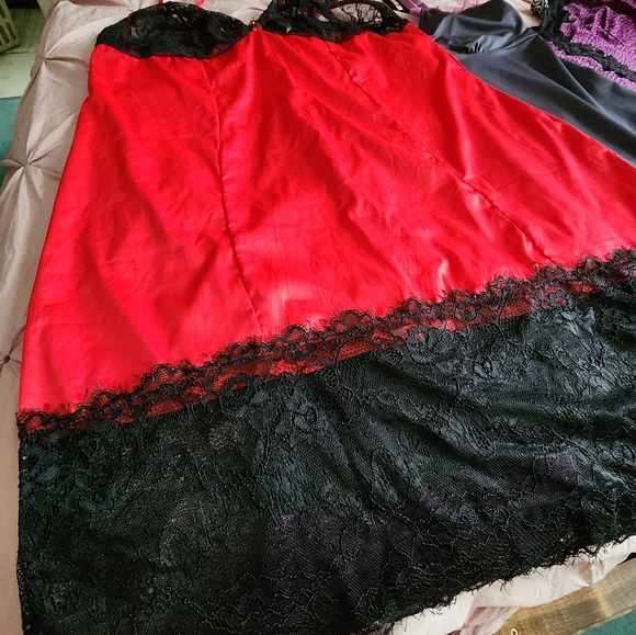 4 chemise size 12 to 14 - Picture 4 of 9